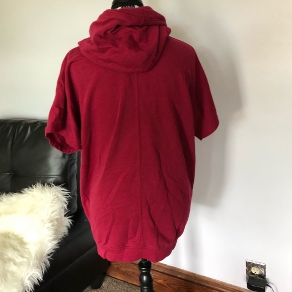 Nike Short Sleeved Fleece. Med & Small. - Picture 5 of 7